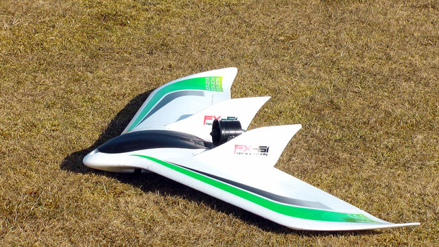 fly2air.com - FlyingWing mit Impeller