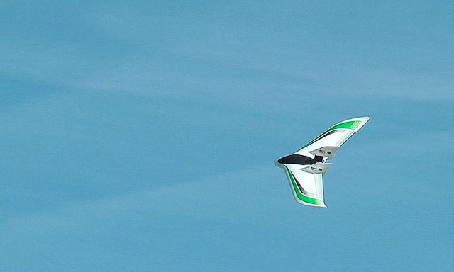 fly2air.com - FlyingWing mit Impeller