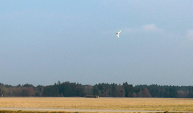 fly2air.com - FlyingWing mit Impeller